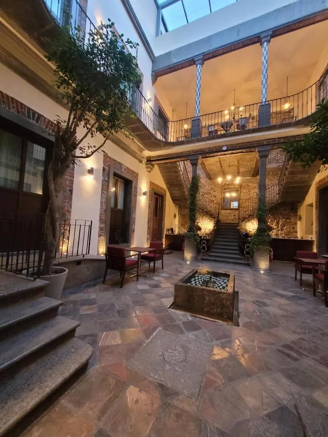 Milo Collection Hotel Puebla 5*,